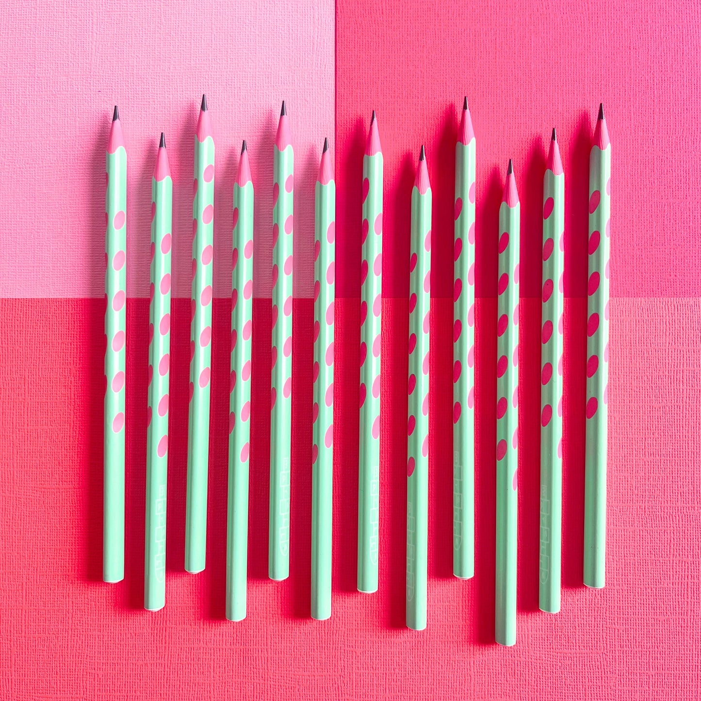 Lot de 12 Crayons - Vert Rose